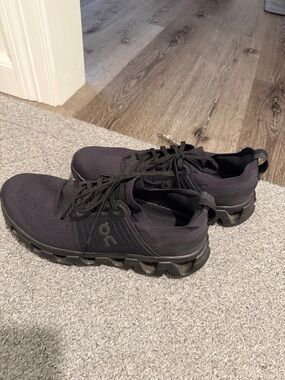 On Cloud Men’s All-Black Athletic Sneakers